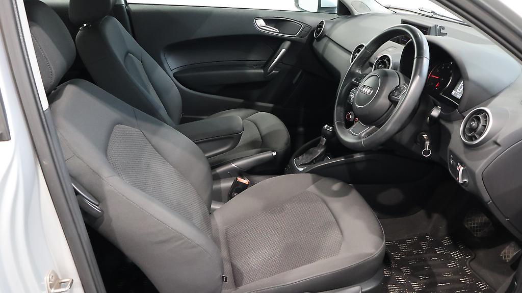 2013 Audi A1 1.4 TFSI image 320376