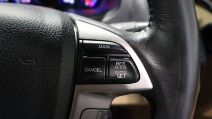 2010 Honda Odyssey Cruise Control, reverse Camera! image 320296