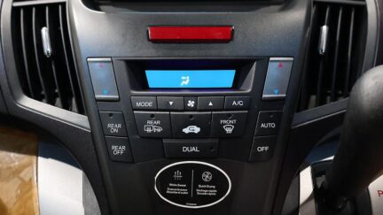 2010 Honda Odyssey Cruise Control, reverse Camera! image 320293