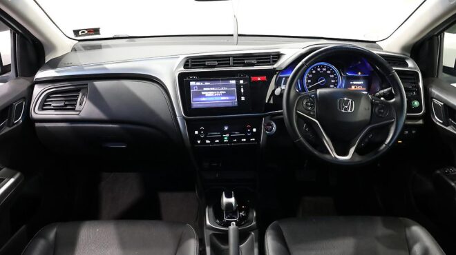 2015 Honda Grace image 321453