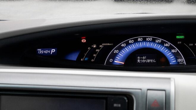 2012 Toyota Estima Hybrid, E Four X ,7 Seater image 320178