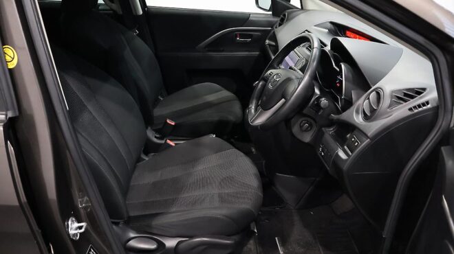 2016 Mazda Premacy 20S Skyactiv/ Reverse Camera/ Electric Slide Door image 320337