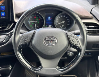 2018 Toyota C-hr Compact Hybrid SUV image 320635