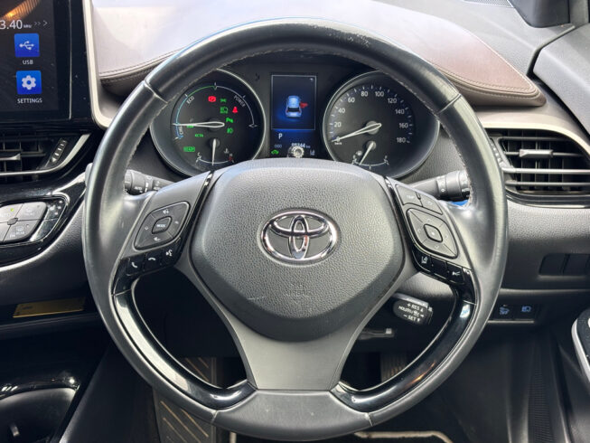 2018 Toyota C-hr Compact Hybrid SUV image 320635