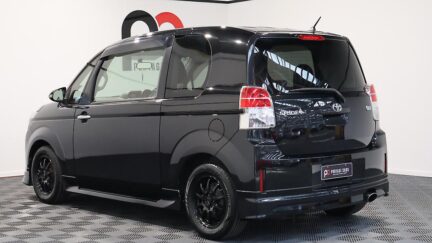 2014 Toyota Spade X Model, Low KMS image 319934