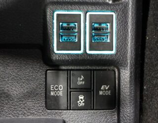 2015 Toyota Corolla Fielder Hybrid Hybrid G image 319835