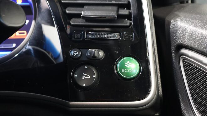 2015 Honda Grace image 321461