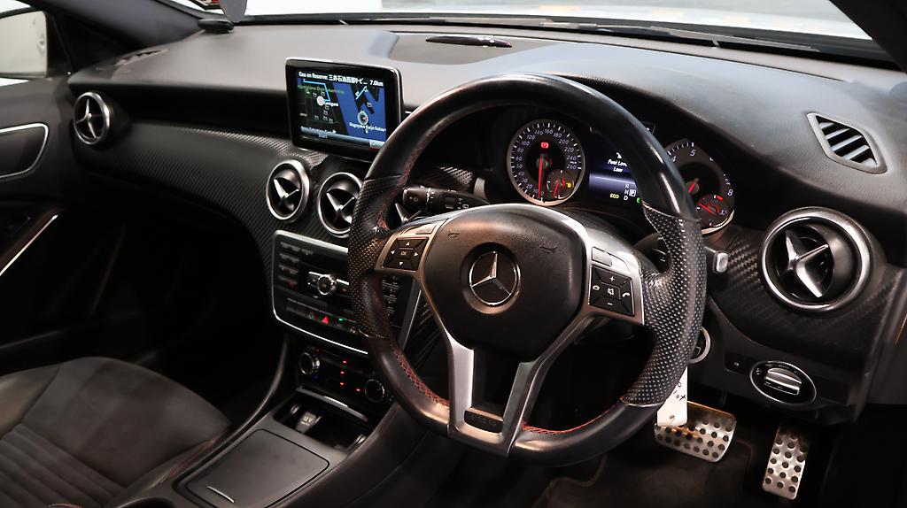 2013 Mercedes-benz A 180 Blue Efficiency Sports AMG image 319920