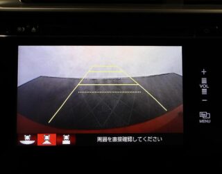 2013 Honda Fit Hybrid Hybrid S-Package image 319958