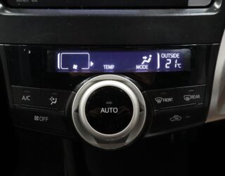 2012 Toyota Prius ALPHA HYBRID 7 Seater image 321299