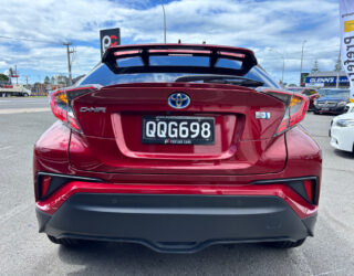 2018 Toyota C-hr Compact Hybrid SUV image 320628