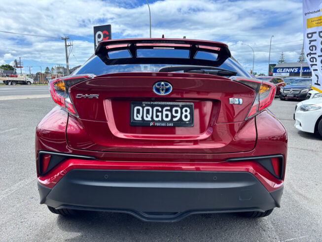2018 Toyota C-hr Compact Hybrid SUV image 320628