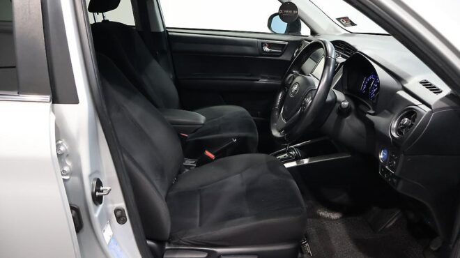 2015 Toyota Corolla Fielder Hybrid Hybrid G image 319827