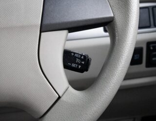 2012 Toyota Estima Hybrid, E Four X ,7 Seater image 320184