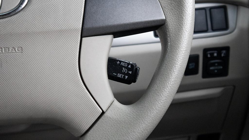 2012 Toyota Estima Hybrid, E Four X ,7 Seater image 319858