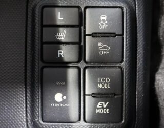 2016 Toyota Aqua X Urban image 321512