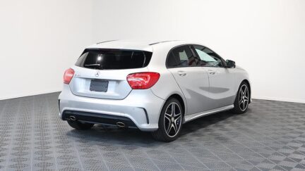2013 Mercedes-benz A 180 Blue Efficiency Sports AMG image 319912