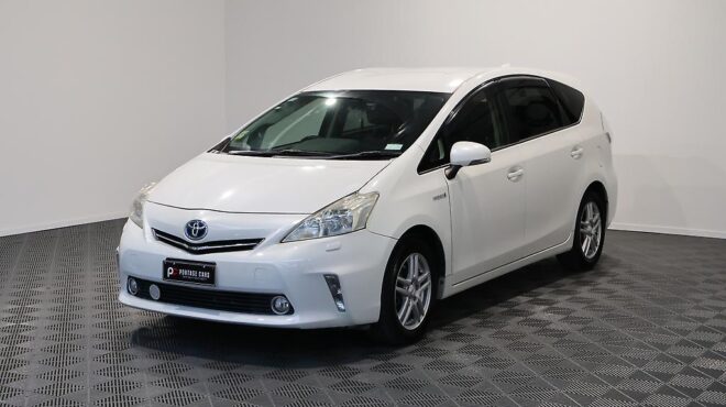 2012 Toyota Prius ALPHA HYBRID 7 Seater image 321284