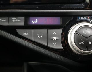 2016 Toyota Aqua X Urban image 321510