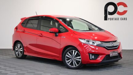 2013 Honda Fit Hybrid S-Package image 320113