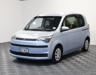 2012 Toyota Spade Power Sliding Door image 319921