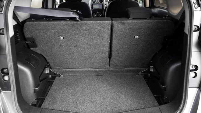 2013 Nissan Note Pure drive, I stop , Push start image 321255