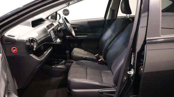 2016 Toyota Aqua X Urban image 321501