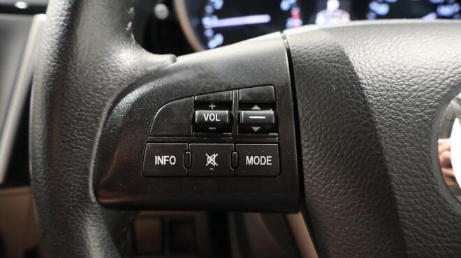 2016 Mazda Premacy 20S Skyactiv/ Reverse Camera/ Electric Slide Door image 320351