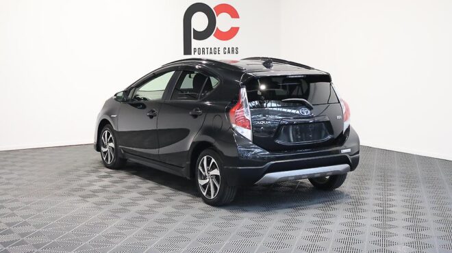 2016 Toyota Aqua X Urban image 321497