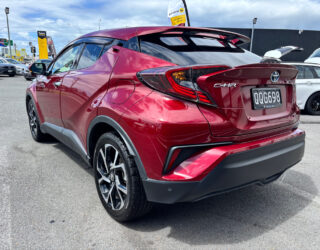 2018 Toyota C-hr Compact Hybrid SUV image 320626