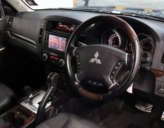 2012 Mitsubishi Pajero 3.2 Turbo Diesel image 320501