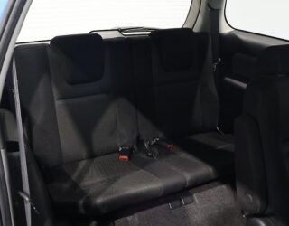 2005 Toyota Wish image 321362