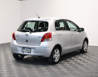 2011 Toyota Vitz REVERSE CAMERA + APPLE CARPLAY/ANDRIOD AUTO image 320954