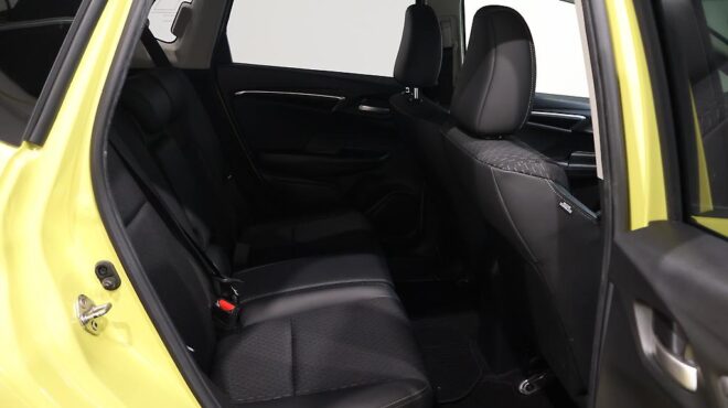 2016 Honda Fit HYBRID image 321045