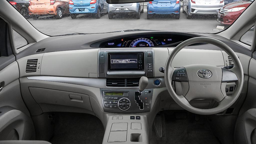 2012 Toyota Estima Hybrid, E Four X ,7 Seater image 319851