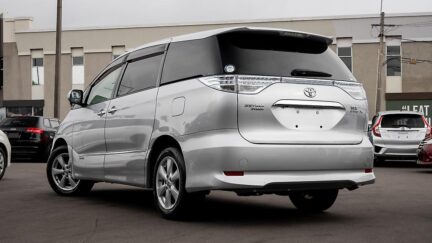 2012 Toyota Estima Hybrid, E Four X ,7 Seater image 319850