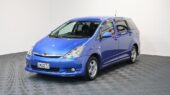 2005 Toyota Wish image 321355