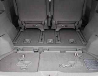 2012 Toyota Estima Hybrid, E Four X ,7 Seater image 320193