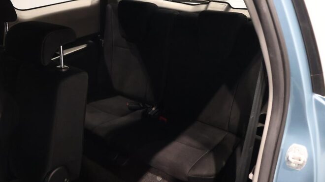 2009 Toyota Wish image 320817