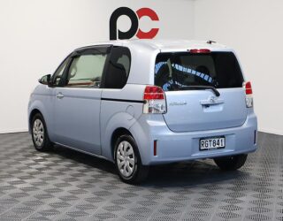 2012 Toyota Spade Power Sliding Door image 319930