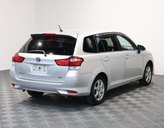 2015 Toyota Corolla Fielder Hybrid Hybrid G image 319821