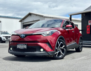 2018 Toyota C-hr Compact Hybrid SUV image 320624