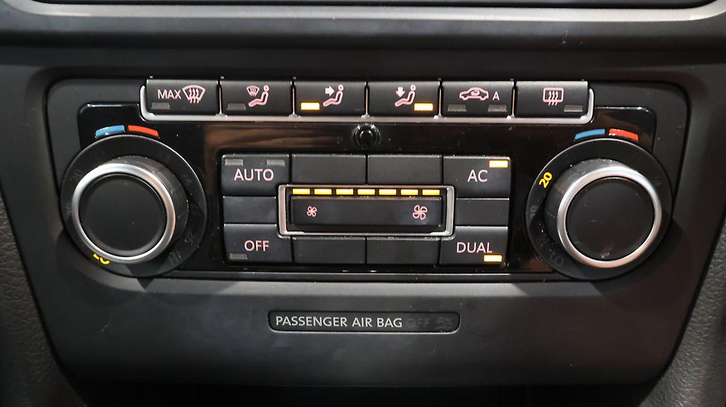 2012 Volkswagen Golf TSI Comfort Line 1.4L image 319904