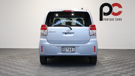 2012 Toyota Spade Power Sliding Door image 320099