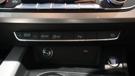 2018 Audi A4 2.0 TFSI STRONIC NZ NEW image 320531
