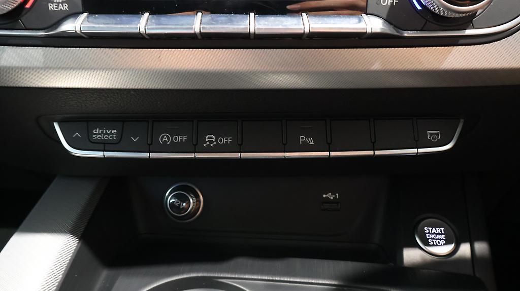 2018 Audi A4 2.0 TFSI STRONIC NZ NEW image 320531