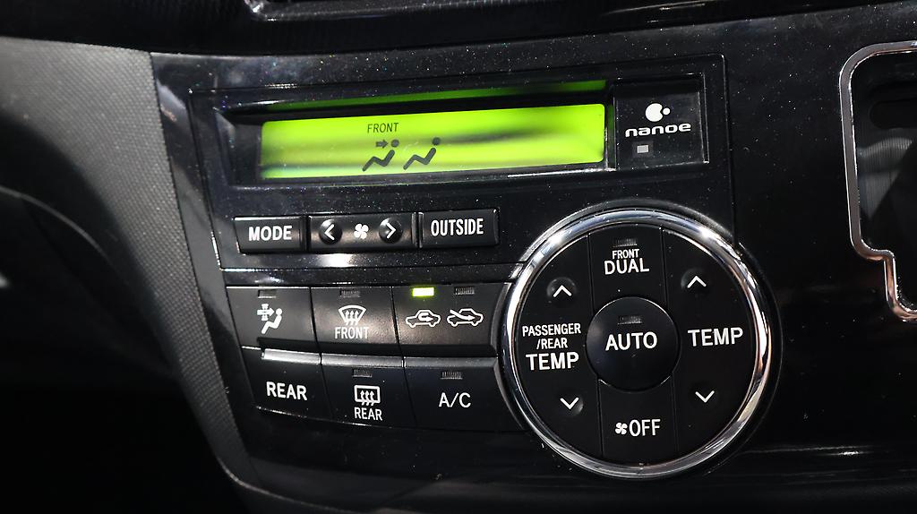 2012 Toyota Estima Hybrid Aeras 4WD image 326020