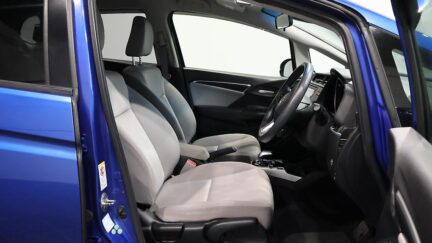 2014 Honda Fit Hybrid F Package image 324577