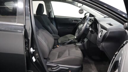 2016 Toyota Auris 150X S-Package image 326733