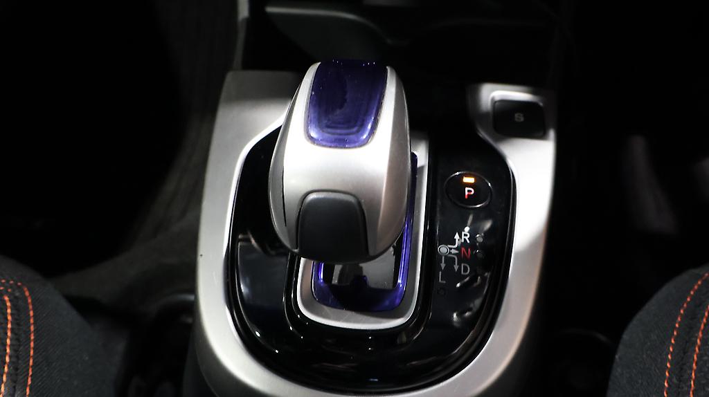 2015 Honda Fit Hybrid S-Package image 326552